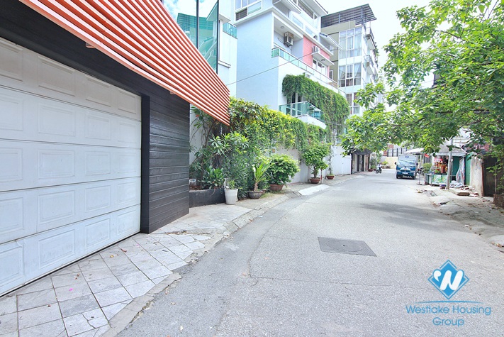 Unique roof-top swimming pool house for rent in Tay Ho, Hanoi 